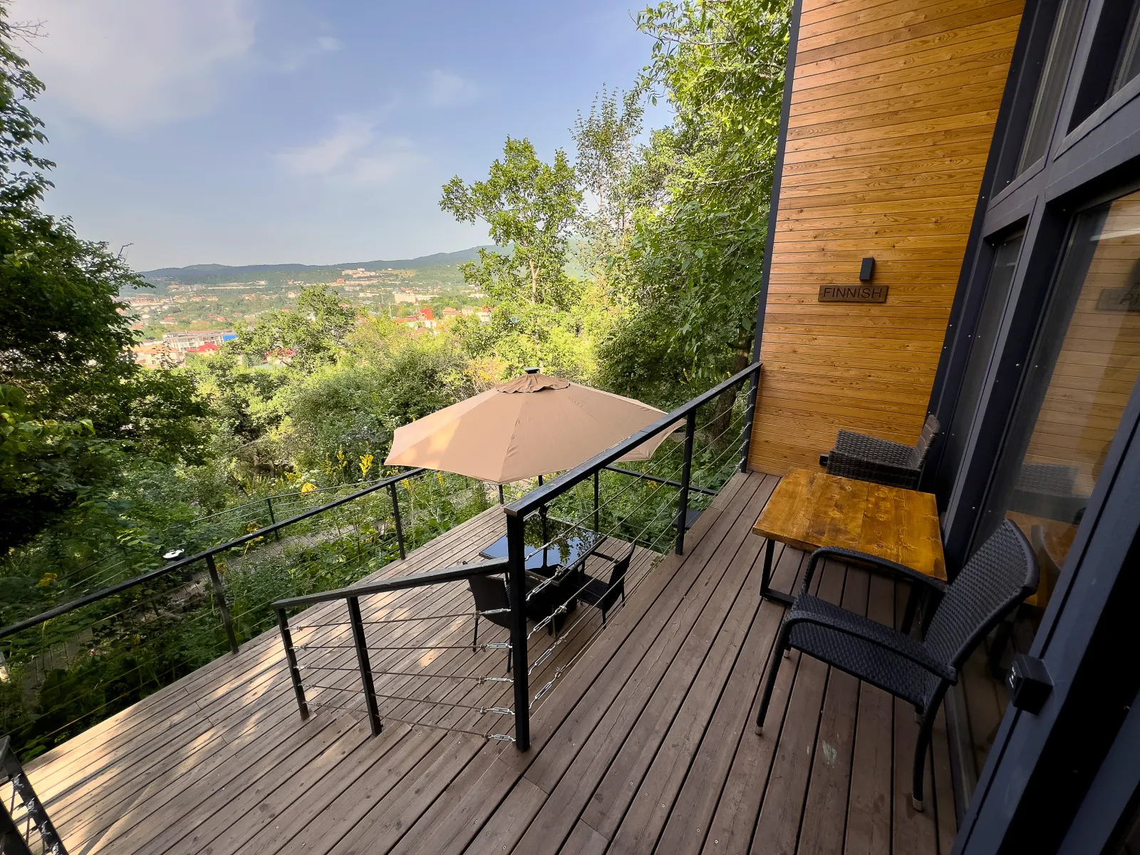 Терраса с видом на город